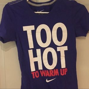 Nike Graphic Shirt S